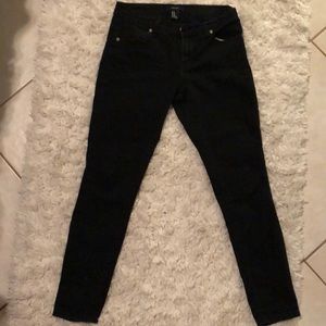 Black stretchy jeans!